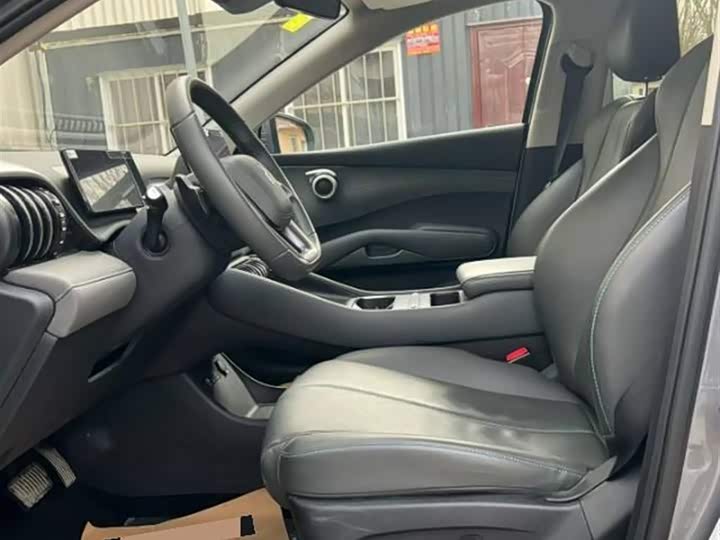 Фото 6 - BYD Yuan Plus