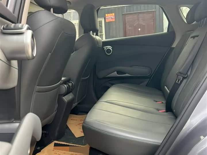 Фото 7 - BYD Yuan Plus