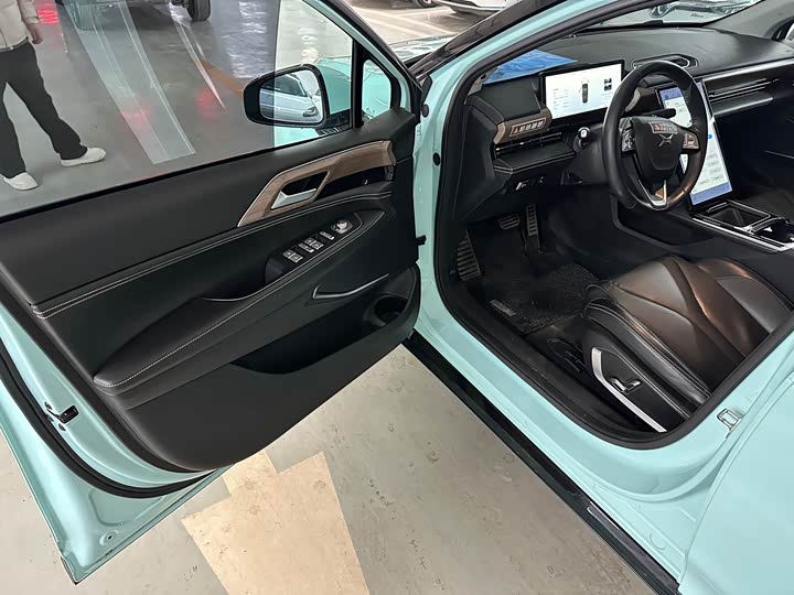 Фото 9 - XPeng P5