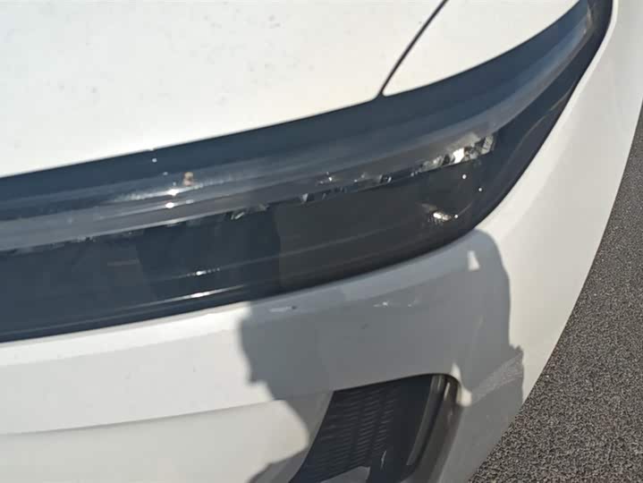 Фото 5 - LiXiang One