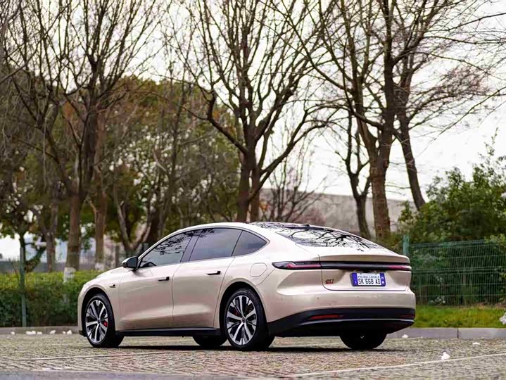 Фото 6 - Nio ET7