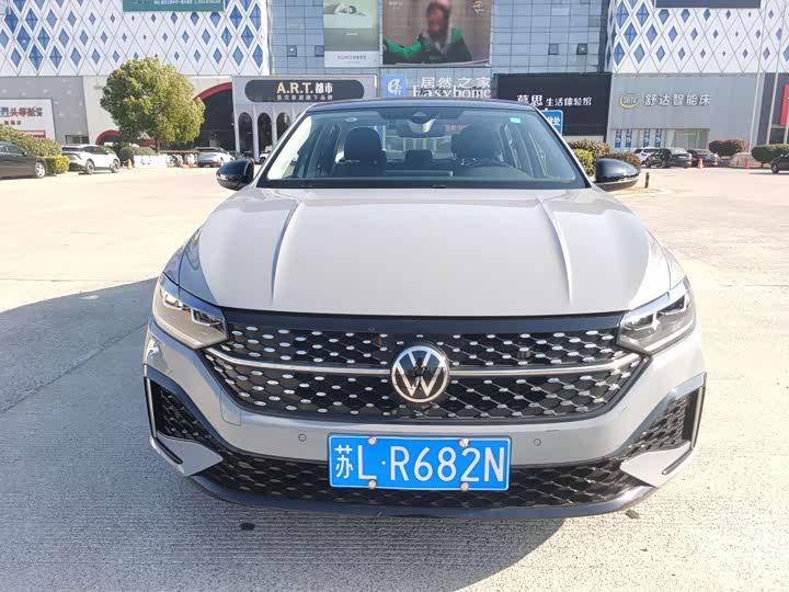 Фото 8 - Volkswagen Lavida