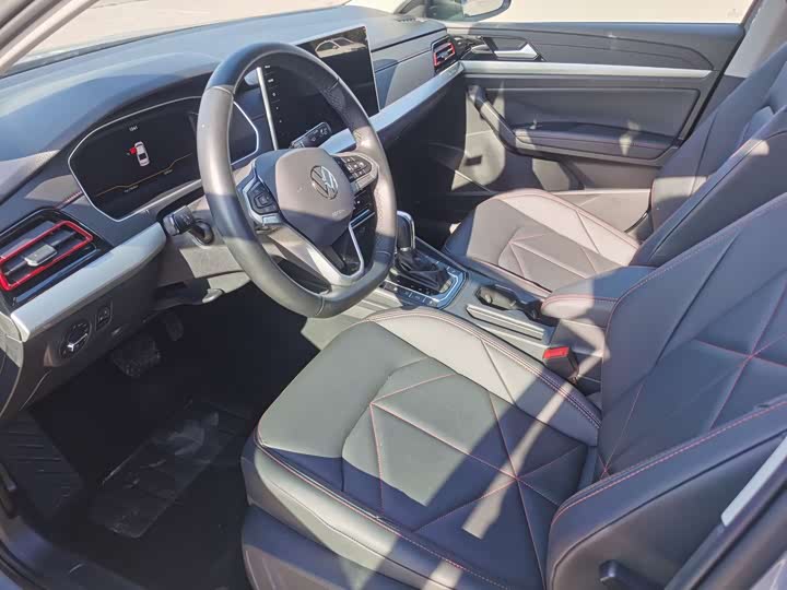 Фото 9 - Volkswagen Lavida