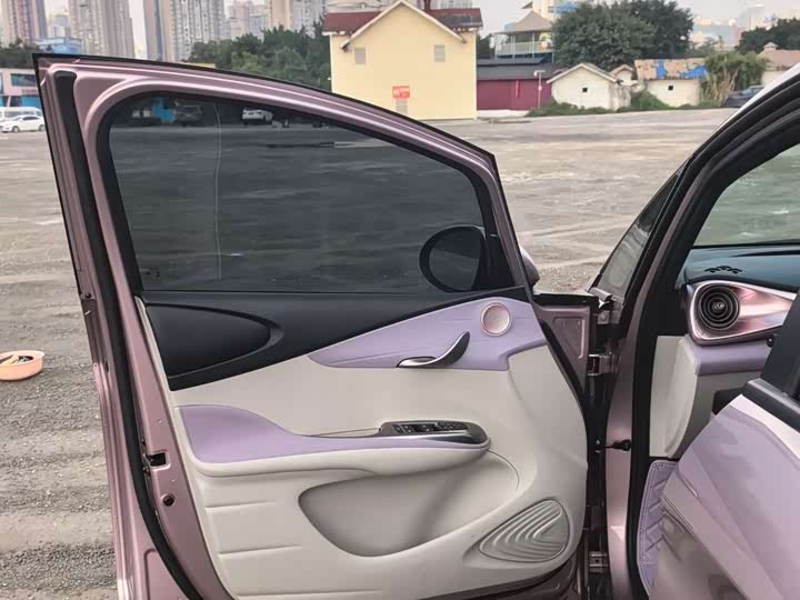 Фото 8 - BYD Dolphin