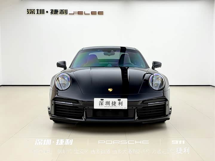 Фото 2 - Porsche 911