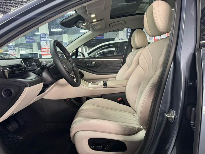 Фото 4 - GAC Aion RT