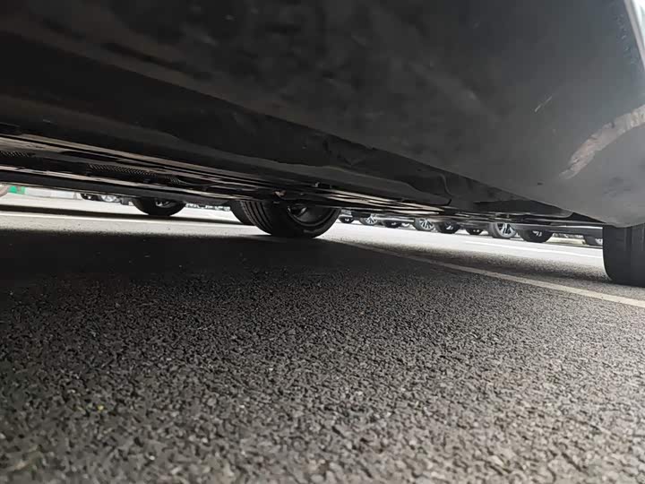 Фото 2 - Volvo S90