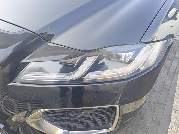 Фото 5 - Jaguar XF L