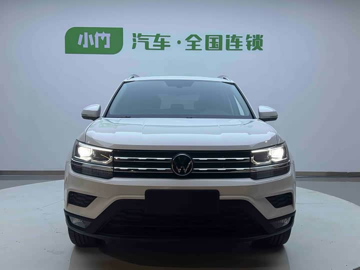 Фото 2 - Volkswagen Tharu