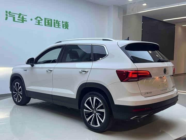 Фото 4 - Volkswagen Tharu