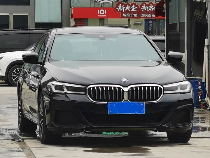 Фото 3 - BMW 5 Series