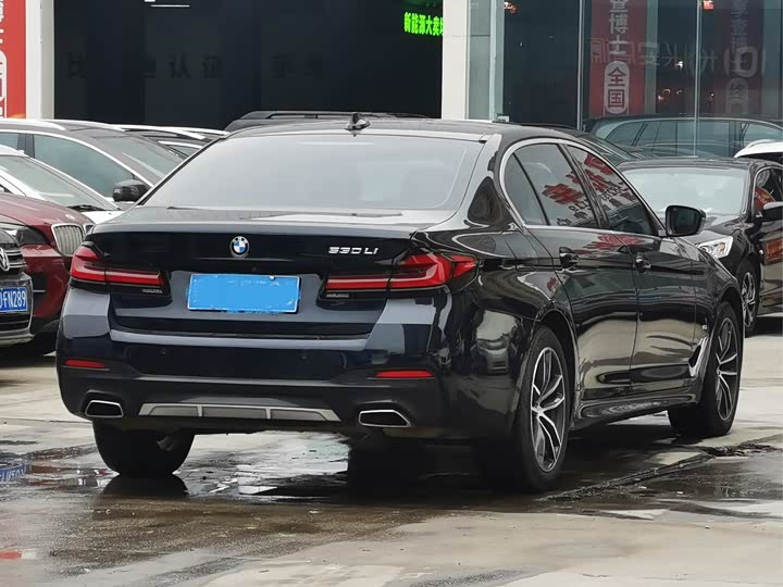 Фото 6 - BMW 5 Series