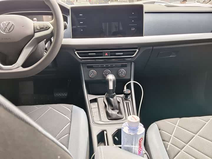 Фото 5 - Volkswagen Lavida