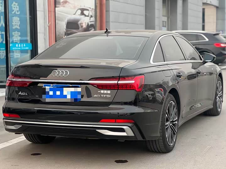 Фото 4 - Audi A6L