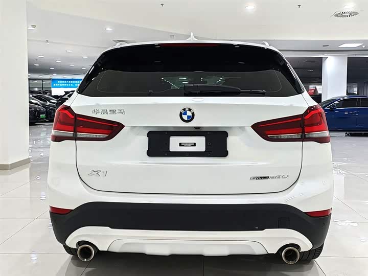 Фото 6 - BMW X1