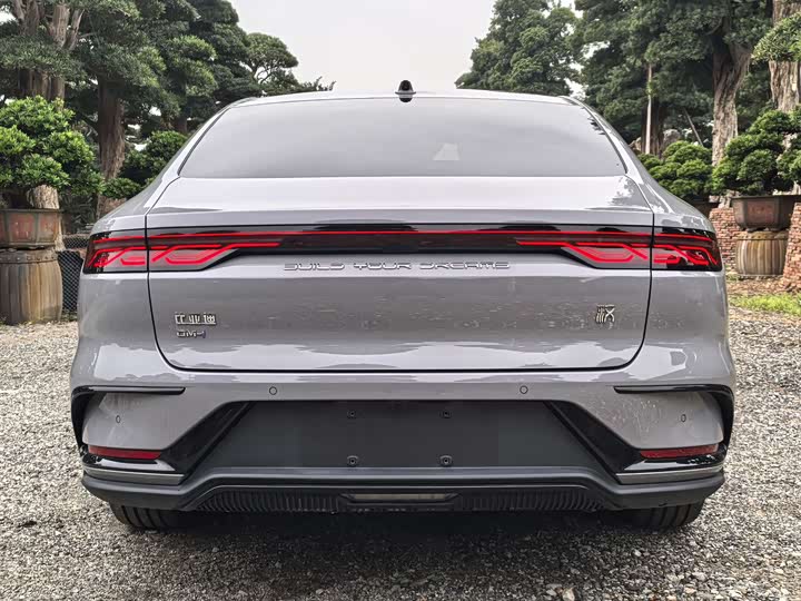 Фото 5 - BYD Han