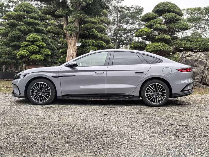 Фото 8 - BYD Han