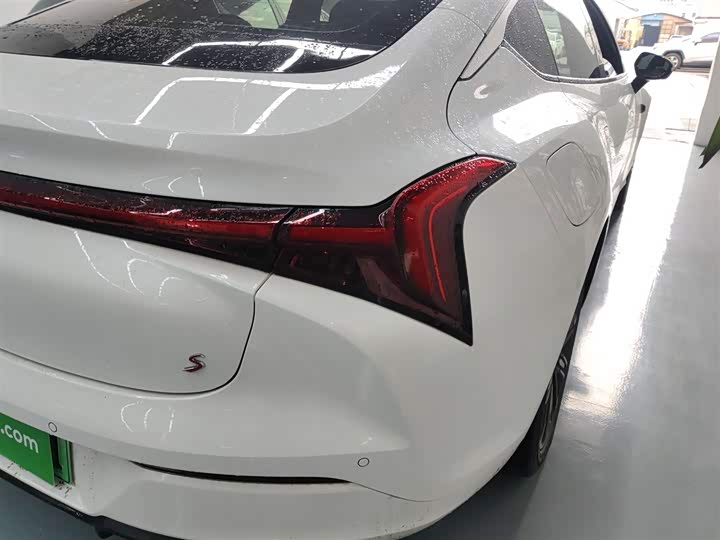 Фото 8 - Hozon S