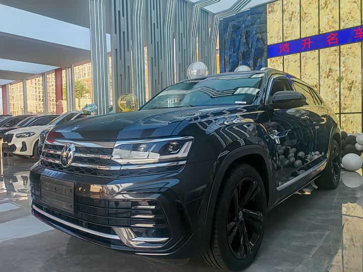 Фото 1 - Volkswagen Teramont X