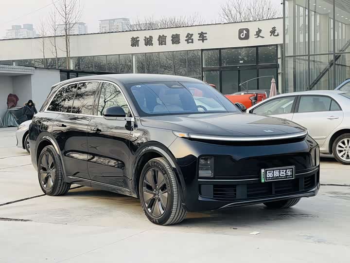 Фото 2 - LiXiang L8