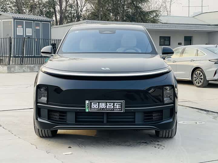 Фото 3 - LiXiang L8