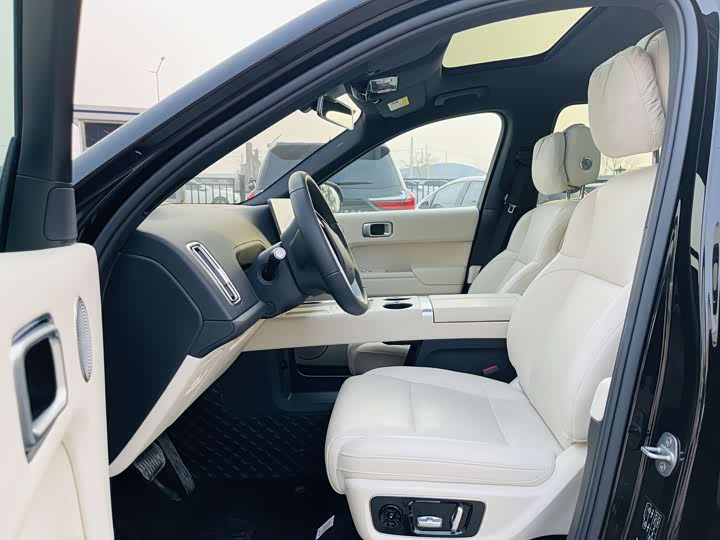 Фото 6 - LiXiang L8