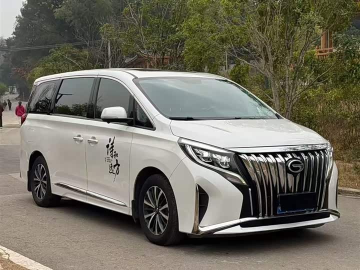 Фото 9 - GAC Trumpchi M8