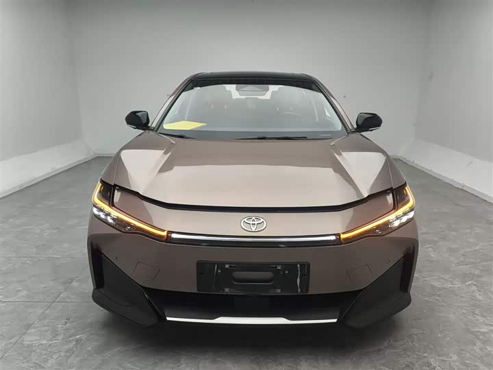 Фото 3 - Toyota bZ3