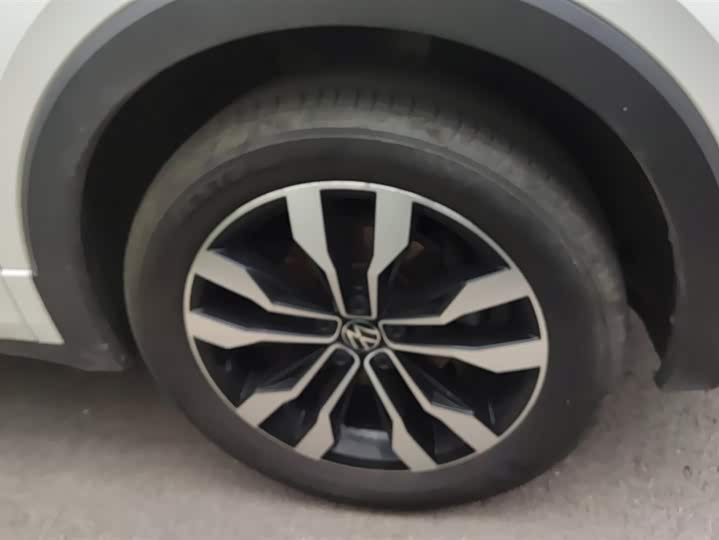 Фото 6 - Volkswagen Tacqua