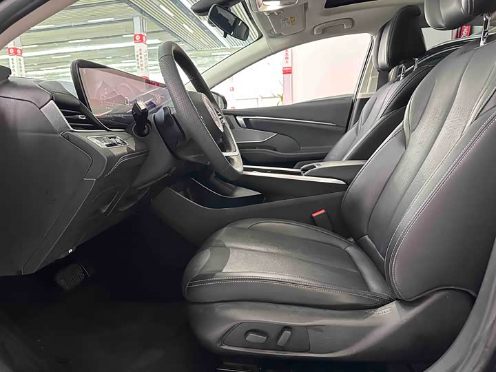 Фото 8 - Buick LaCrosse