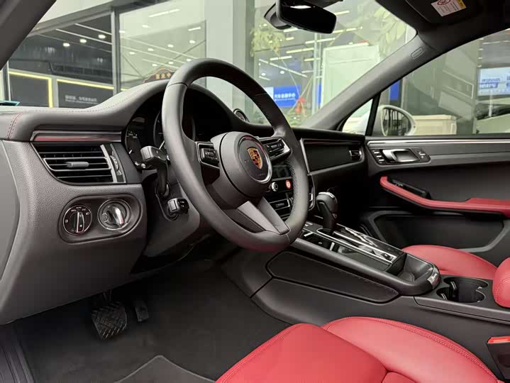 Фото 4 - Porsche Macan