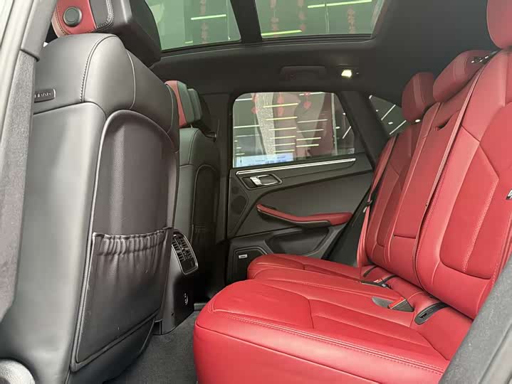 Фото 9 - Porsche Macan