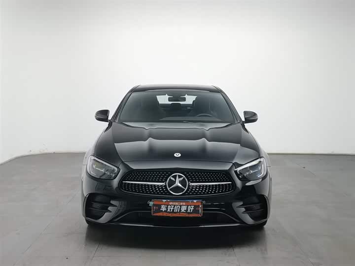 Фото 3 - Mercedes-Benz E-Class