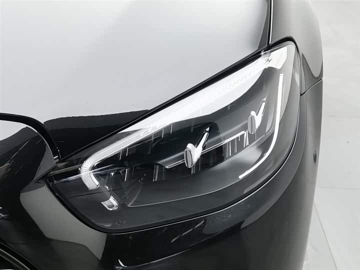 Фото 7 - Mercedes-Benz E-Class