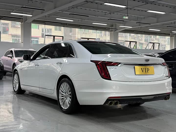 Фото 6 - Cadillac CT6