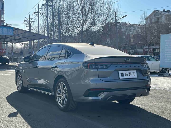 Фото 4 - Ford Mondeo