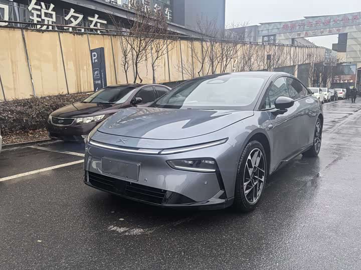 Фото 1 - XPeng F57