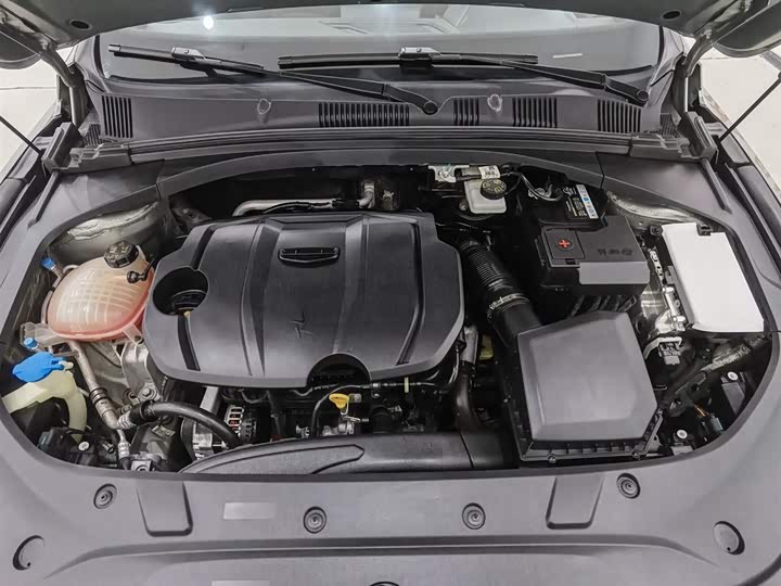 Фото 6 - Geely Preface