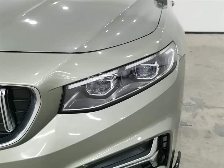 Фото 7 - Geely Preface