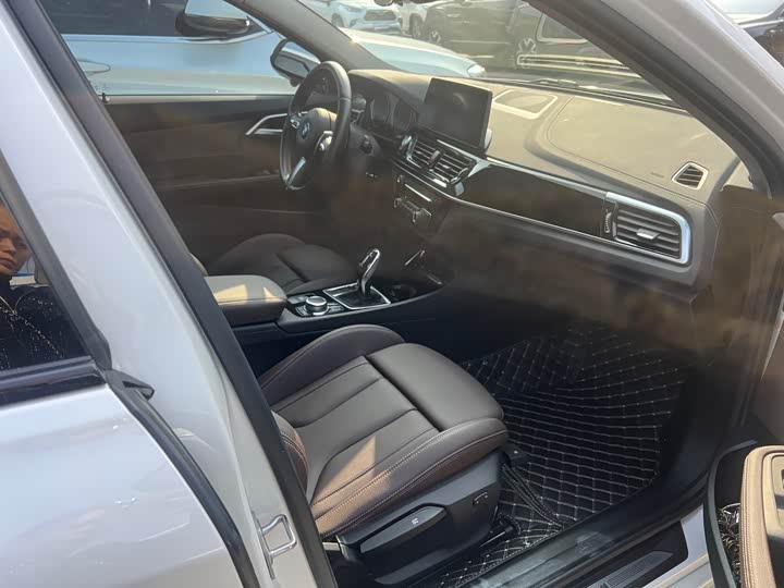 Фото 5 - BMW 1 Series