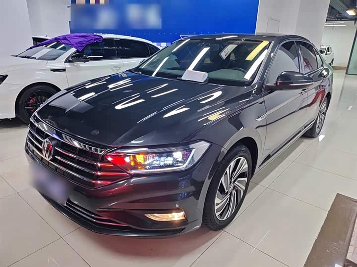 Фото 1 - Volkswagen Sagitar L