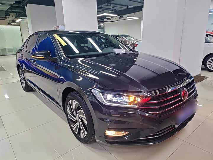 Фото 4 - Volkswagen Sagitar L