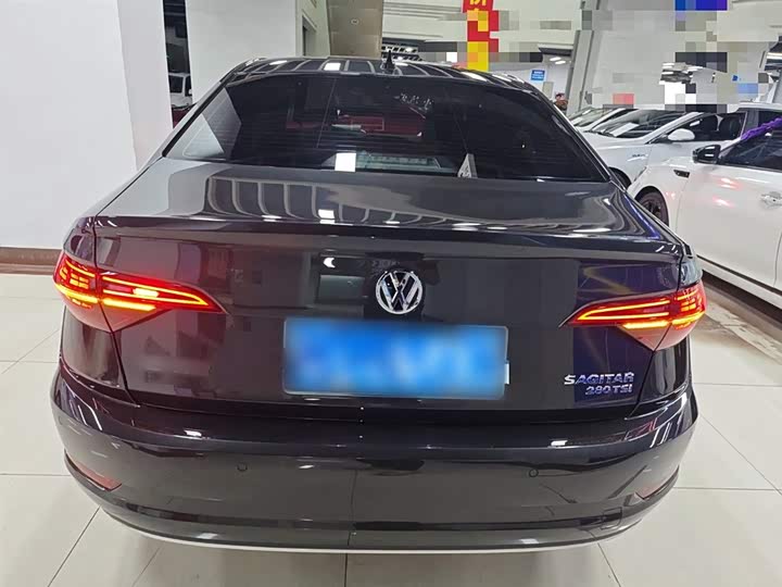 Фото 6 - Volkswagen Sagitar L