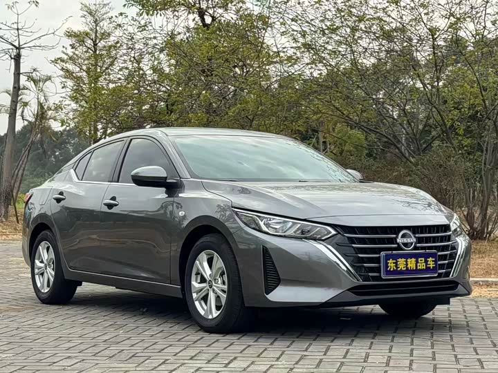 Фото 3 - Nissan Sylphy