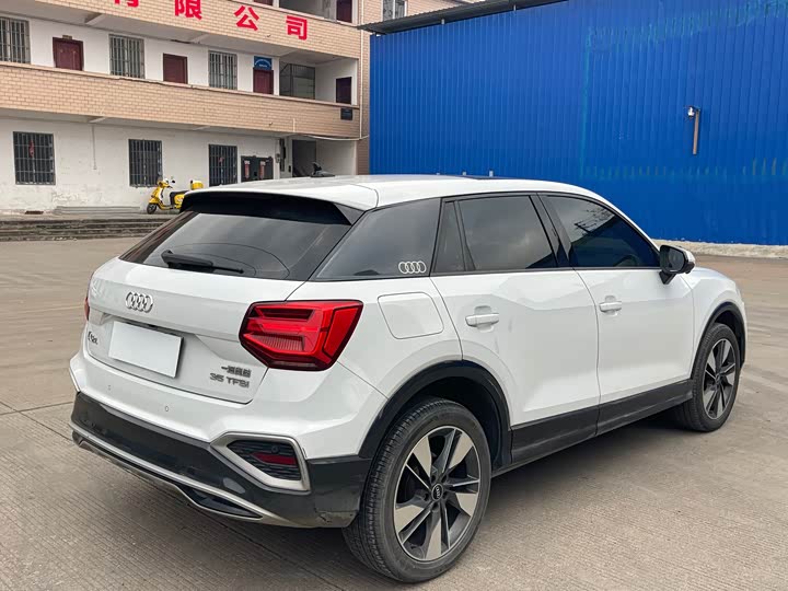 Фото 5 - Audi Q2L