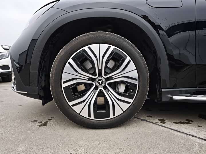 Фото 4 - Mercedes-Benz EQE SUV