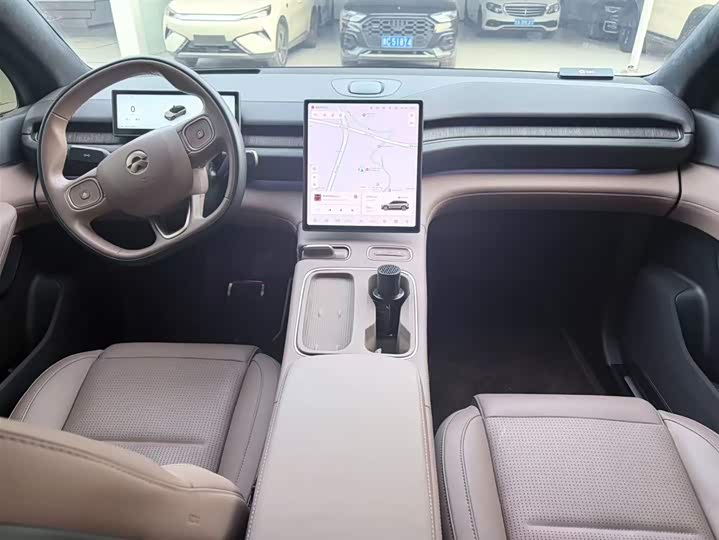 Фото 4 - Nio ES6