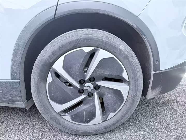 Фото 9 - Nio ES6