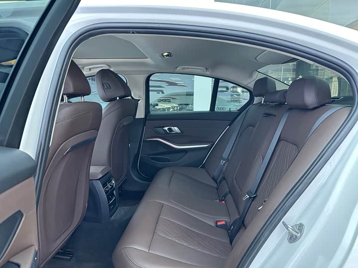 Фото 6 - BMW 3 Series