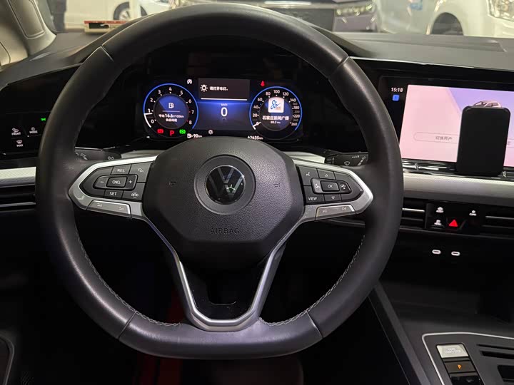 Фото 6 - Volkswagen Golf